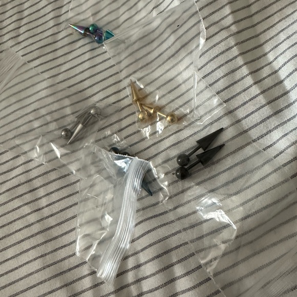 Earrings - Picture 2 of 2